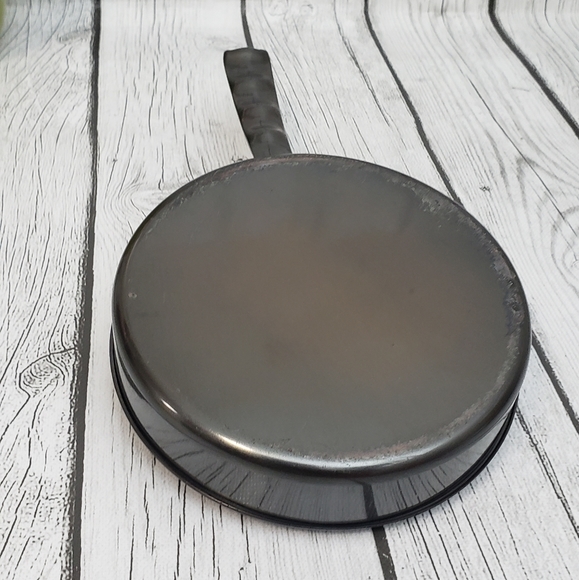 L.E. Mason of Boston, Mass. Silent Butler/Crumb-ash Holder - Picture 8 of 11